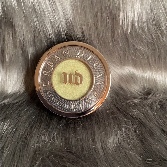 Urban Decay Other - NWOB Urban Decay Acid Rain Eyeshadow